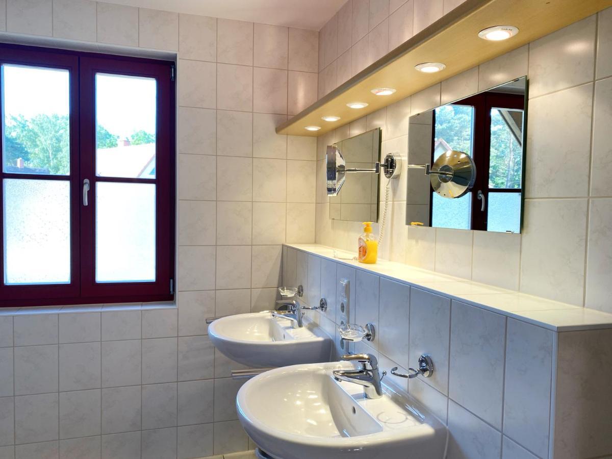 Ferienhaus Am Leuchtturm Glowe Exteriör bild